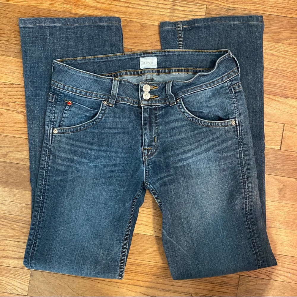 Hudson Signature Mid Rise Bootcut Jeans - Picture 7 of 11